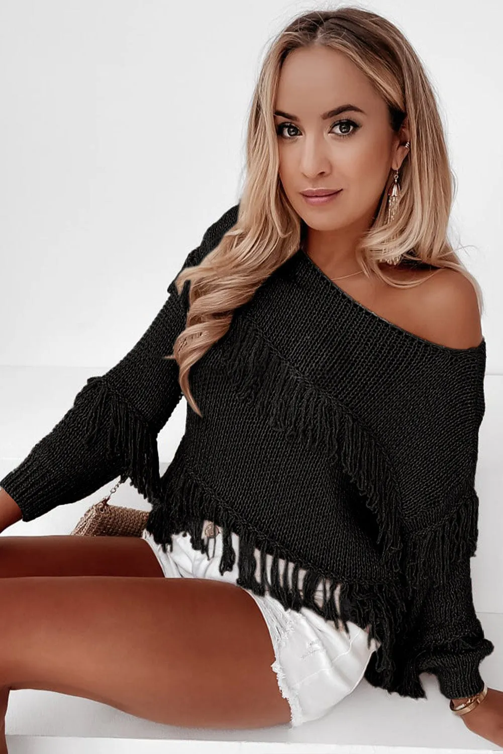 Black Boho Tasseled Knitted Sweater