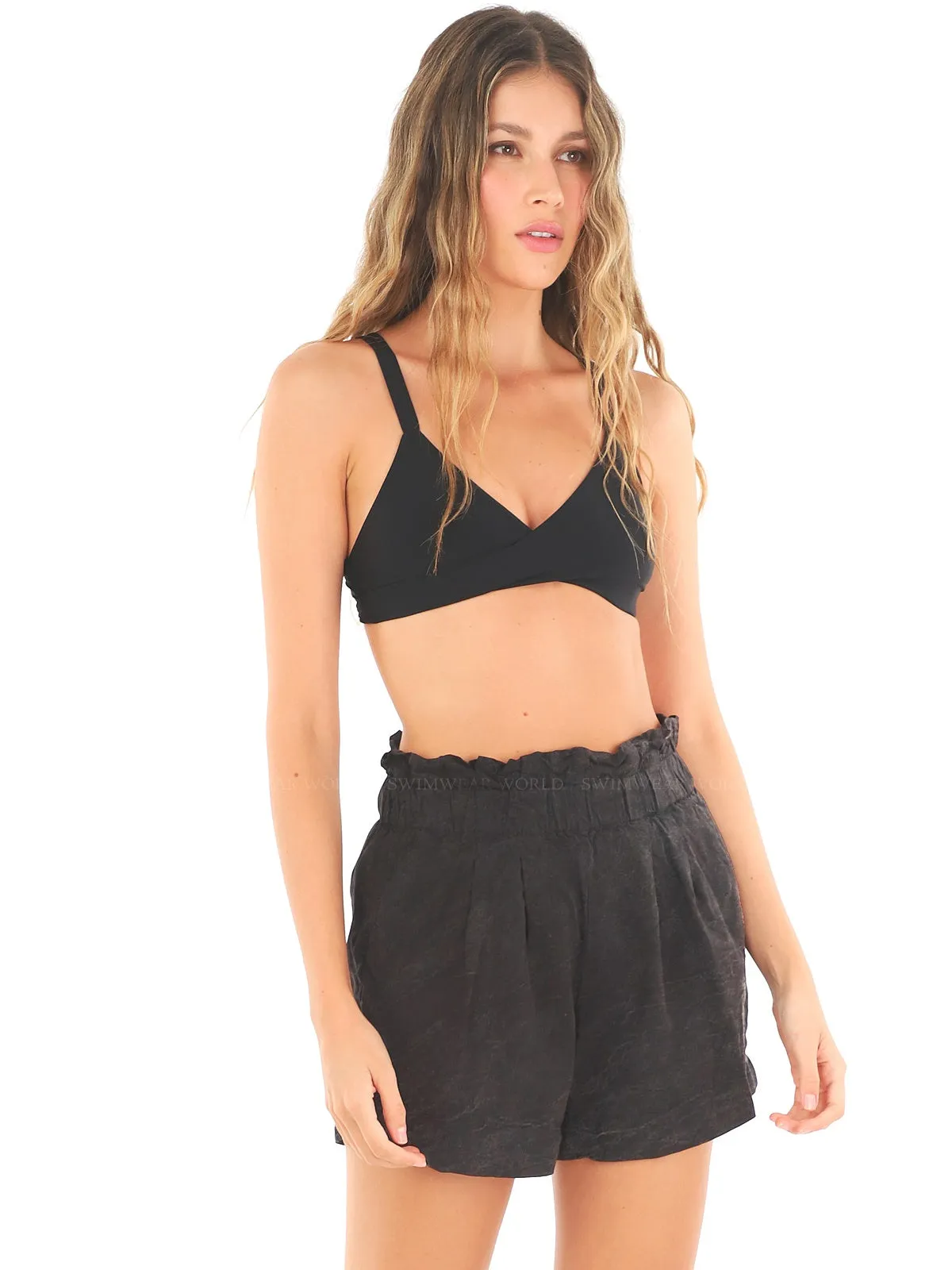 Black Denim Kait Eli Short ::RET