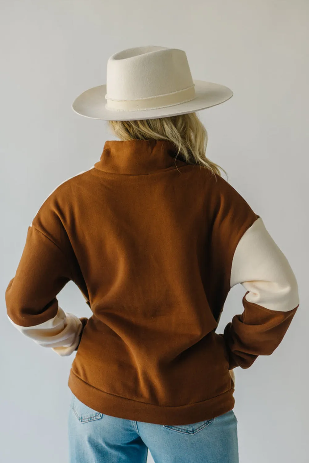 Chestnut Two-tone Color Block Half Zip Pocketed Sweatshirt