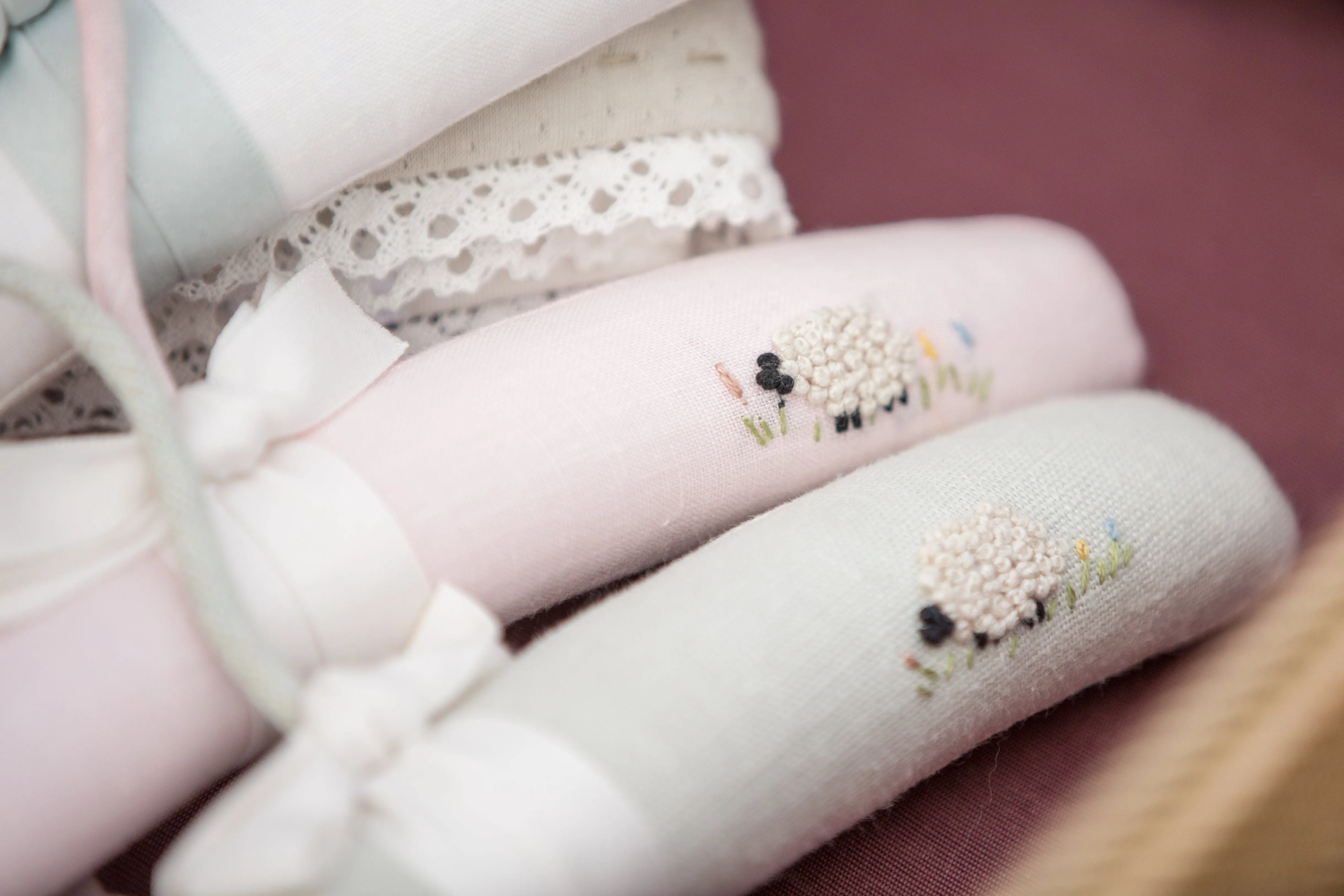 Fluffy Sheep Hanger, Blush