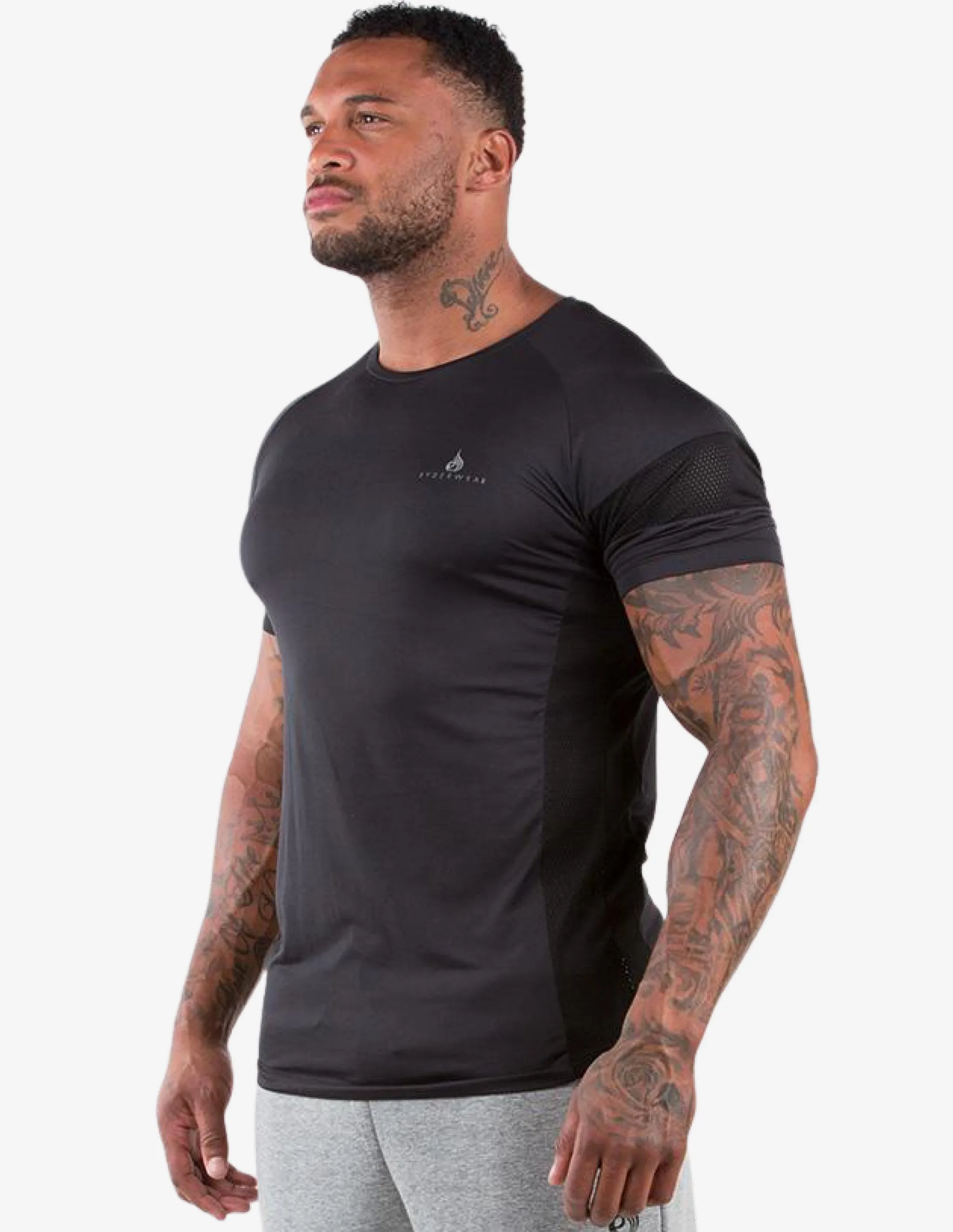 IRON T-SHIRT BLACK