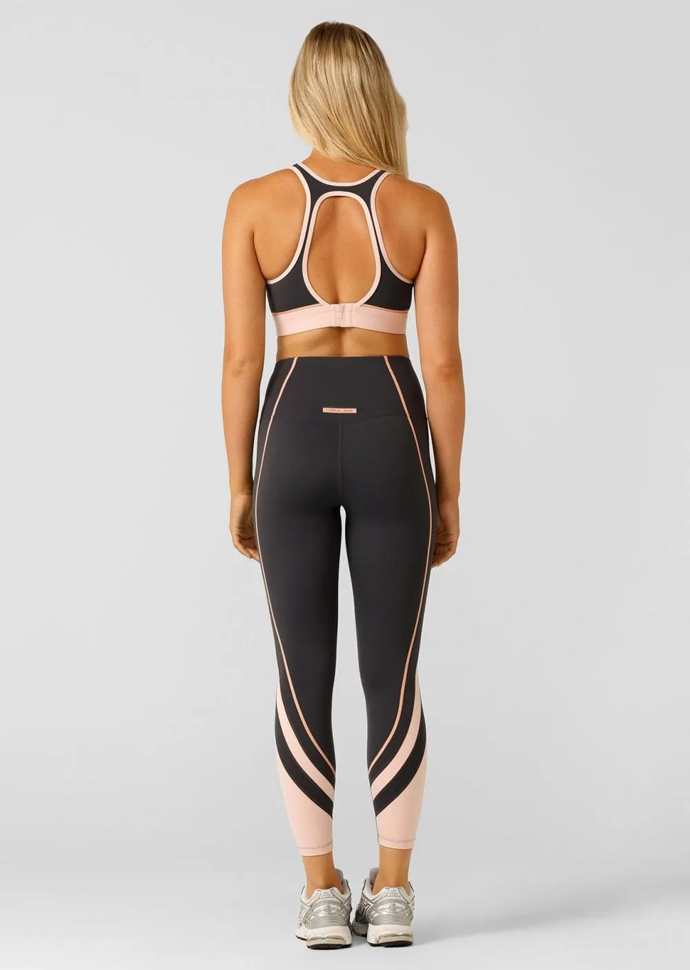Lorna Jane Embrace Your Pace Sports Bra - Dark Titanium Multi