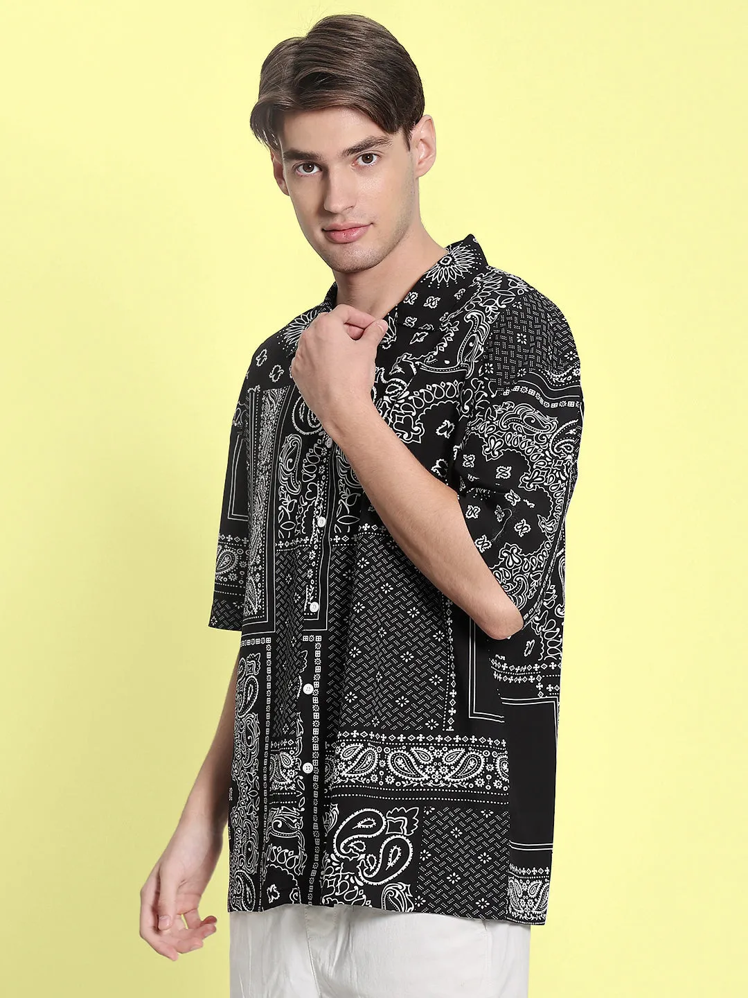 Men Black/White Oversized Digital Printed Shirt