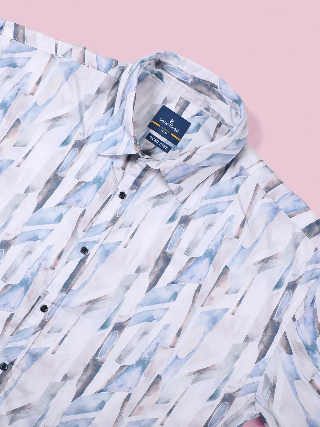 Men White/Blue Regular fit Printed Casual Shirt