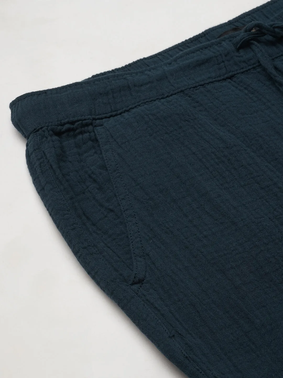 Men's Navy Cotton Regular Fit Shorts