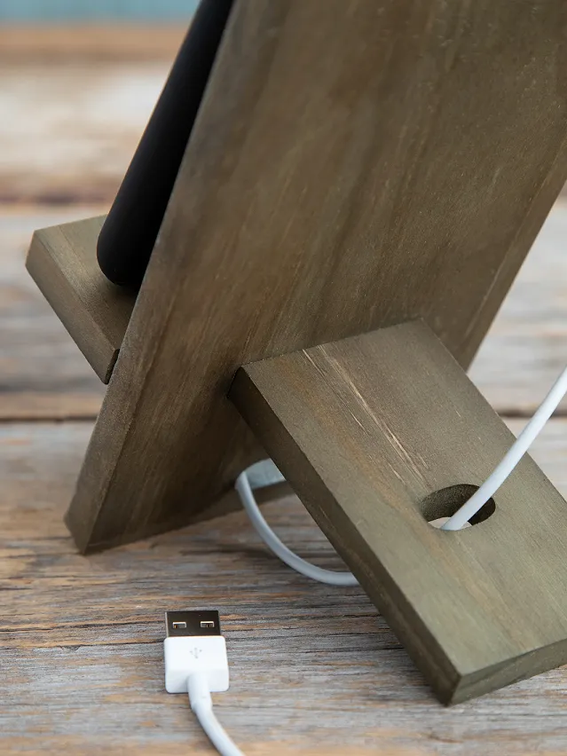 Natural Life Wooden Phone Stand