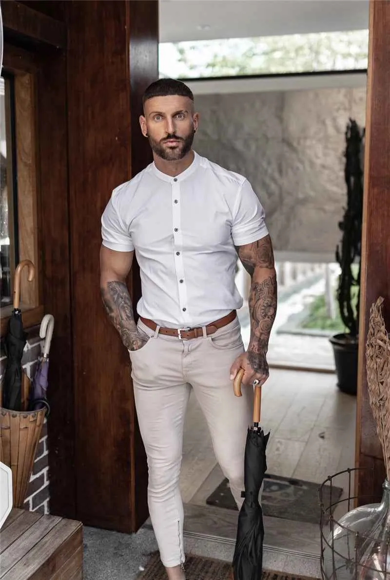 New Summer Fitness Shirt Casual Cotton Tops Short Sleeve Sports Shirt for Men