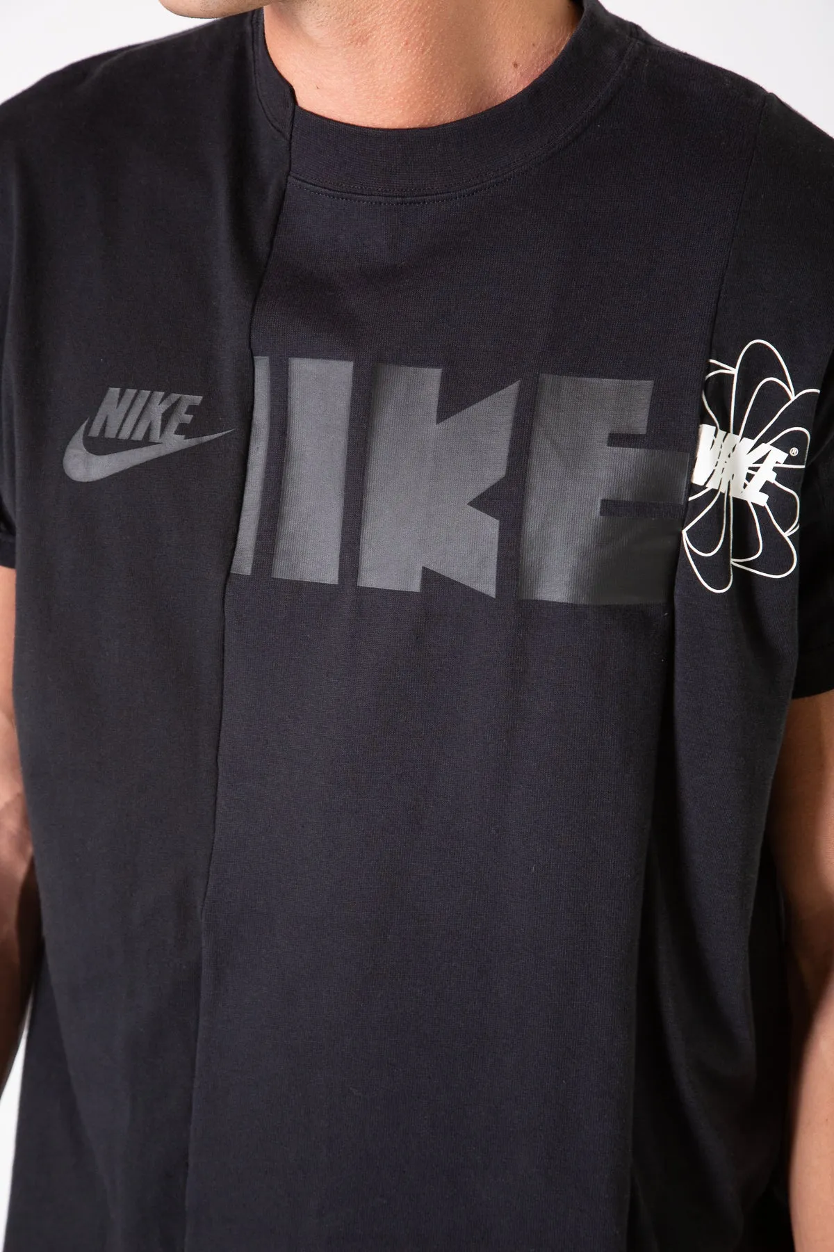 NIKE X SACAI | NRG CROSSOVER HYBRID TEE