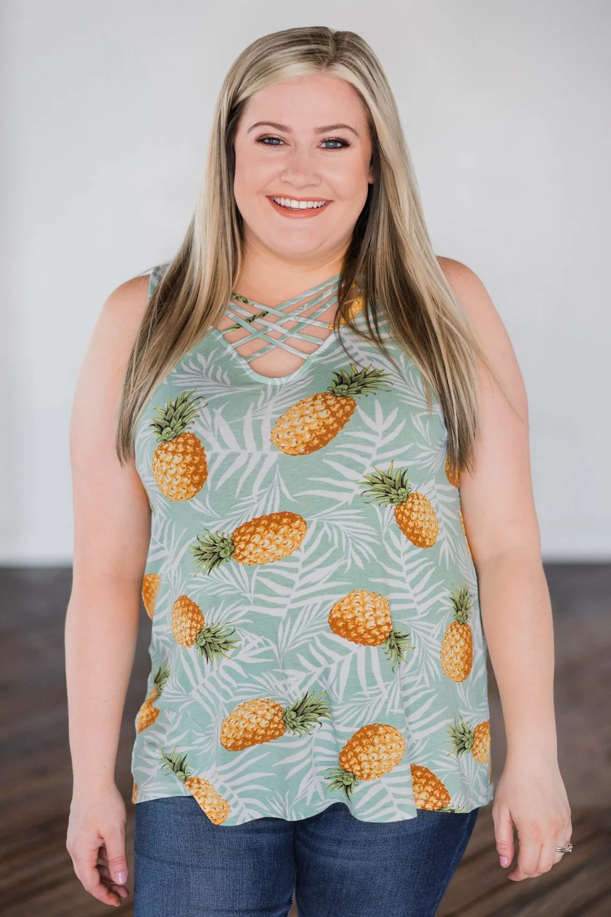Pineapple Dreams Tank Top - Mint