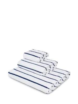 Pure cotton terry towel.