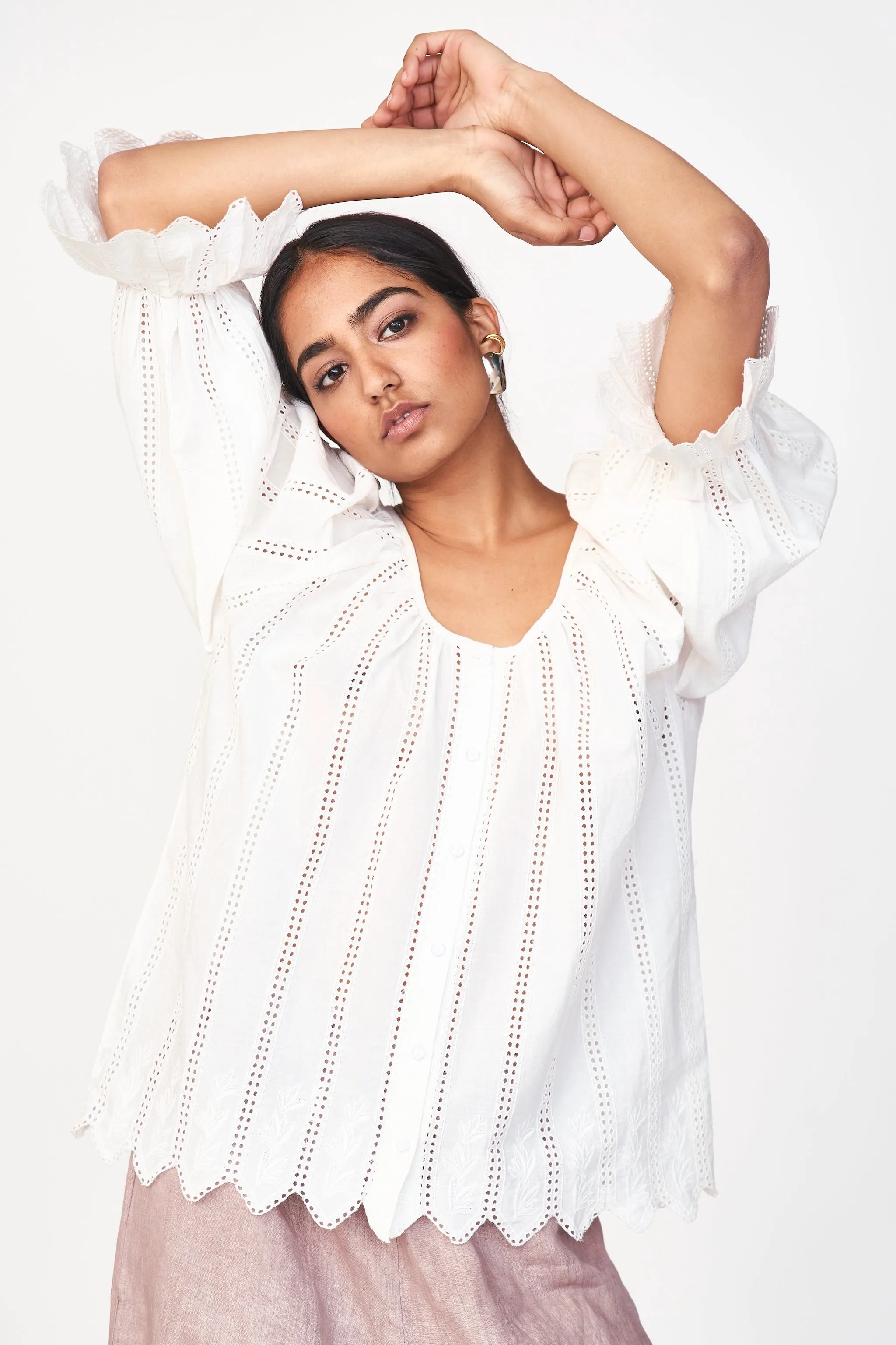 Seville Top in White Vine Eyelet