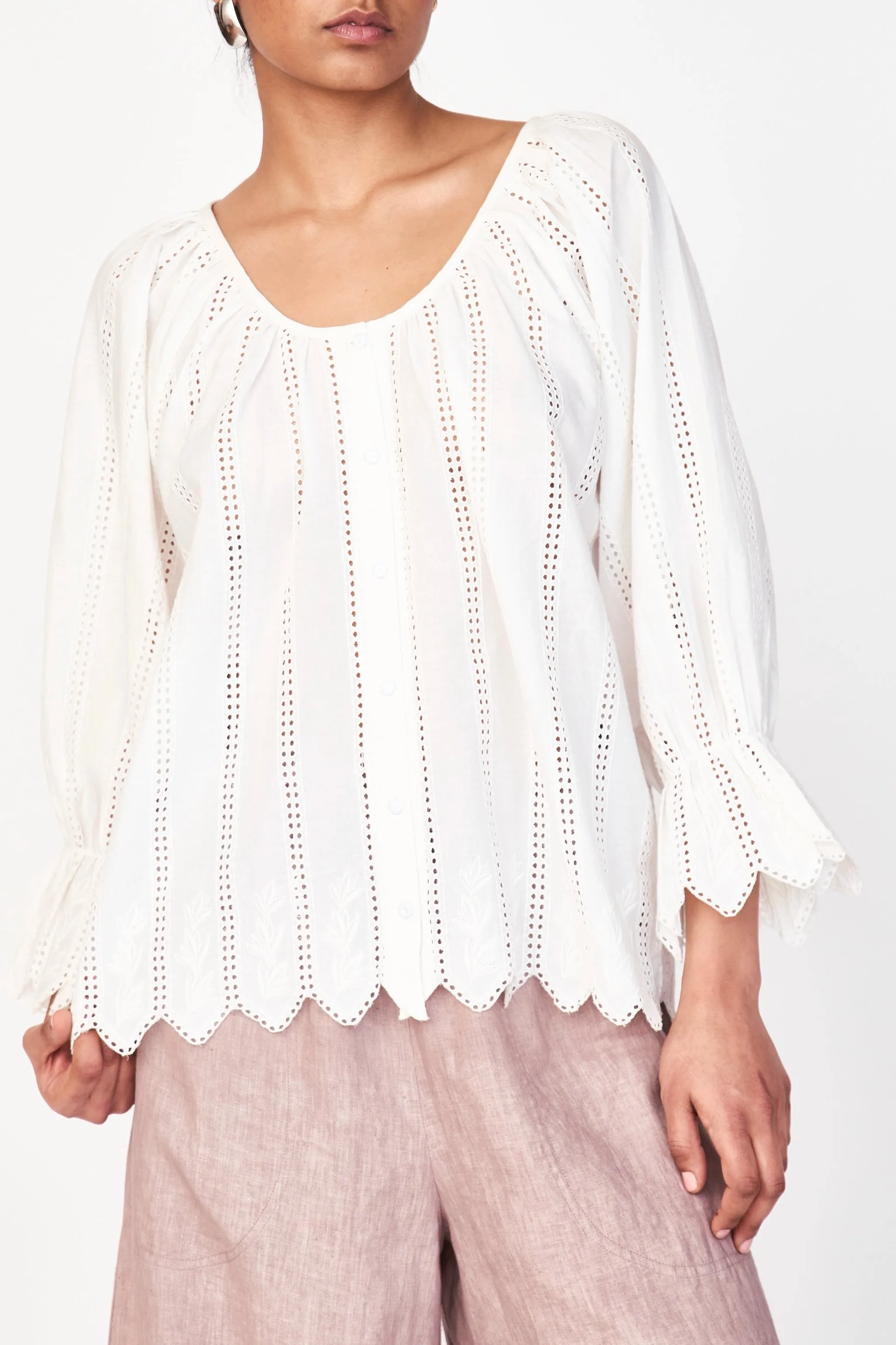 Seville Top in White Vine Eyelet