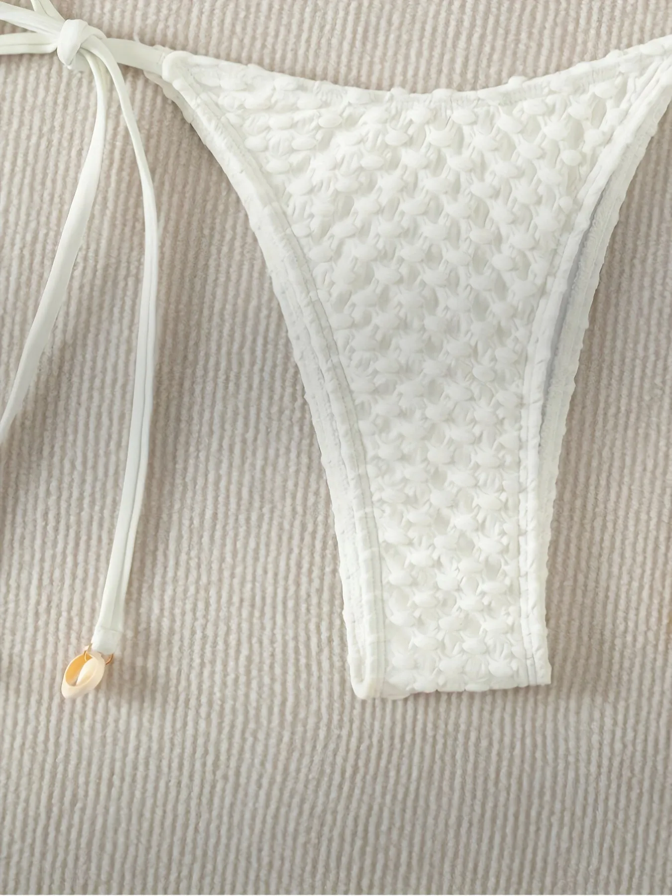Sexy Solid Color White Textured Two-Piece Bikini Set for Women - Backless Halter Tie Design, Fashionable Simple Swimwear with Adjustable Straps and Ruffled Trim - Perfect for Summer Beach Vacation and Pool Party