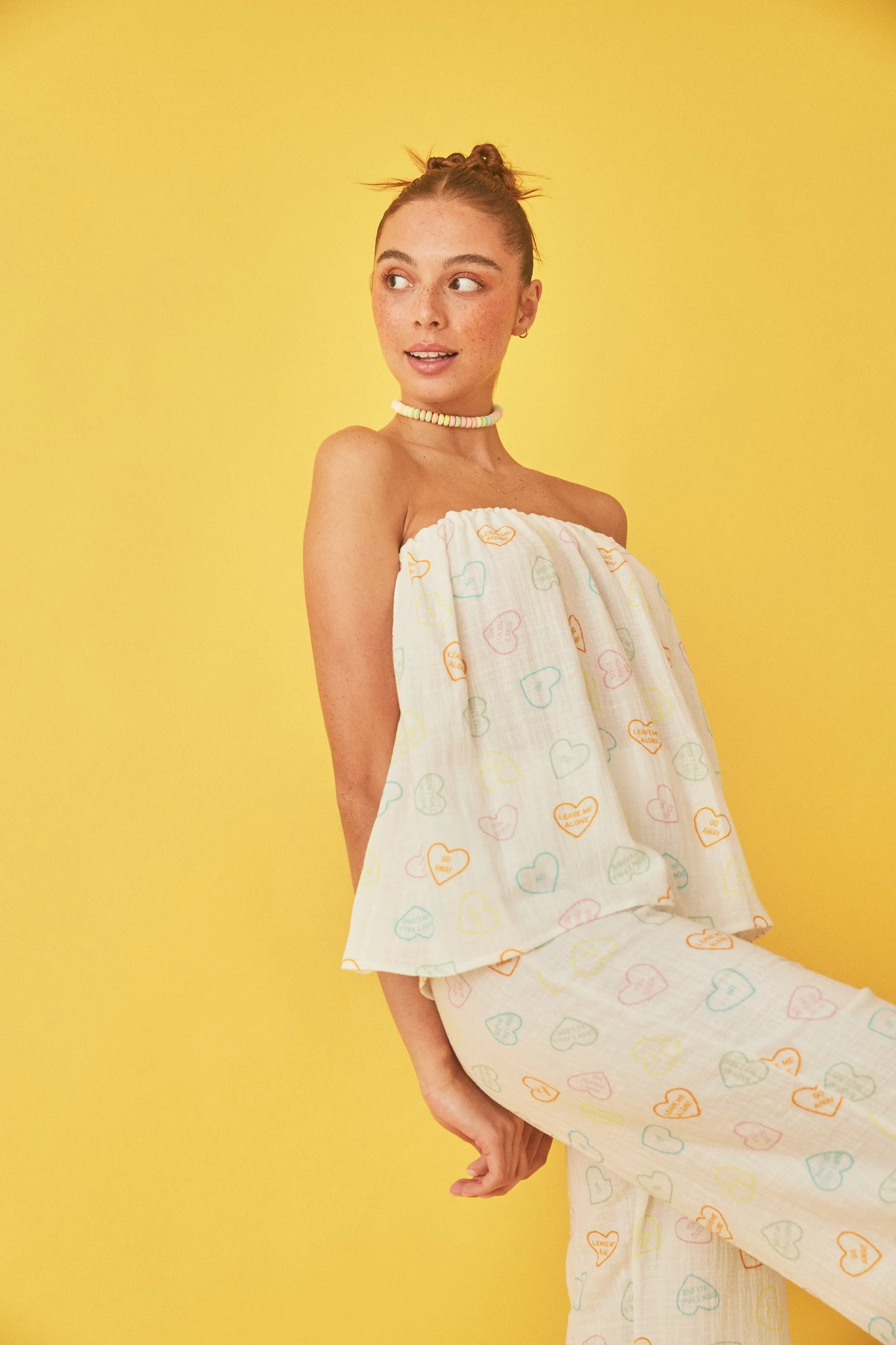 Summi Summi - GAUZE STRAPLESS TOP - MULTI DUMB LOVE PRINT