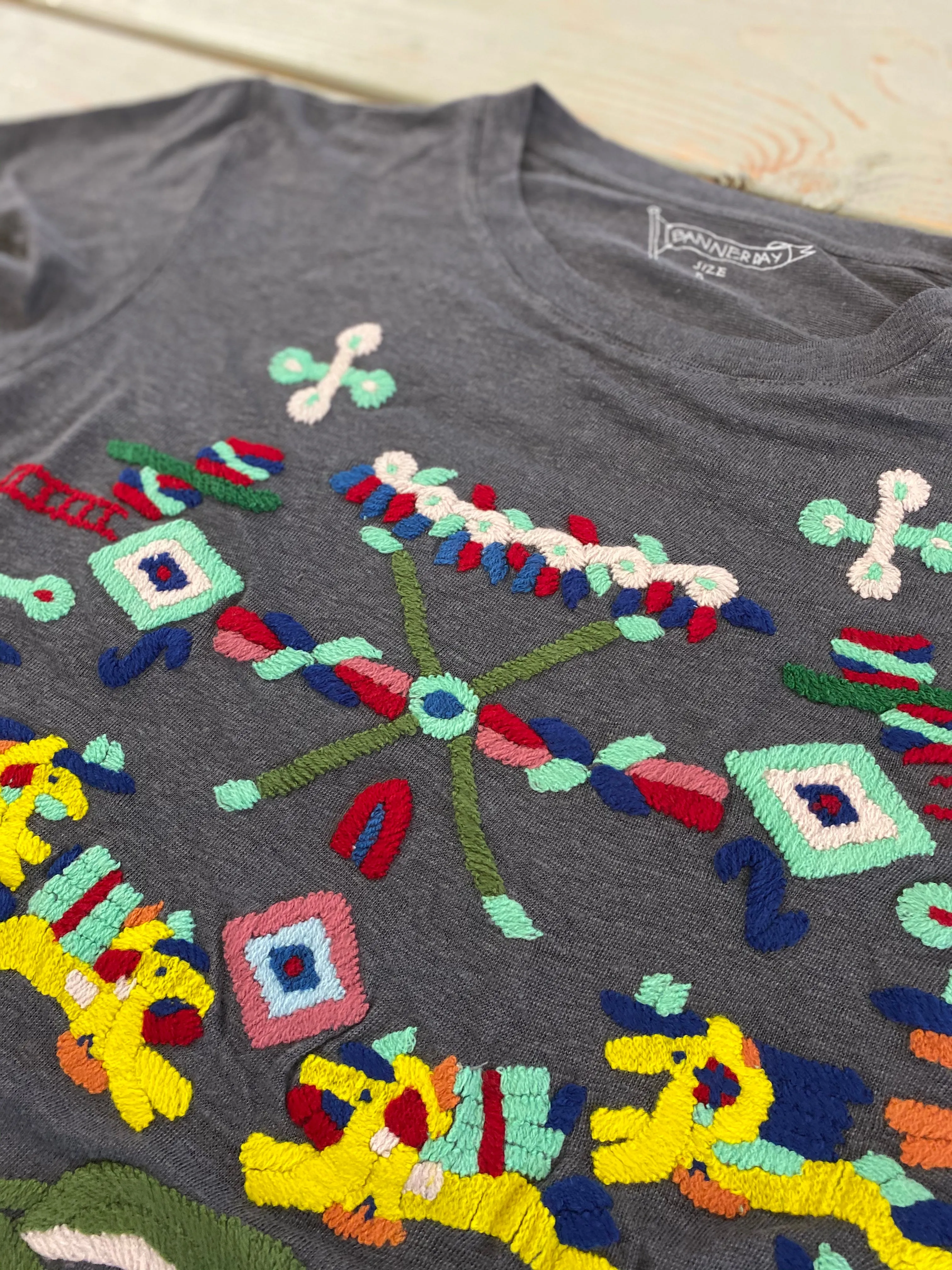 WILD WEST LINEN TEE | CHARCOAL